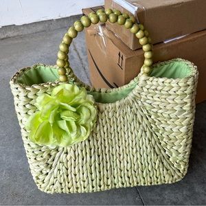 Green purse